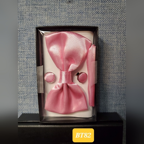 Pre-Tied Bow Ties by Mario Lorenzi - (BT - 79 - 84) - Picture 4 of 6